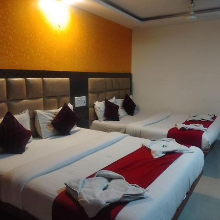 Hotel Sai Grand Residency Мумбай Екстериор снимка