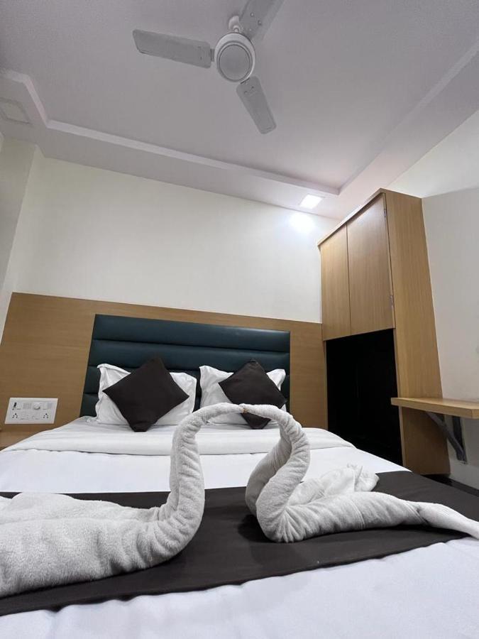 Hotel Sai Grand Residency Мумбай Екстериор снимка